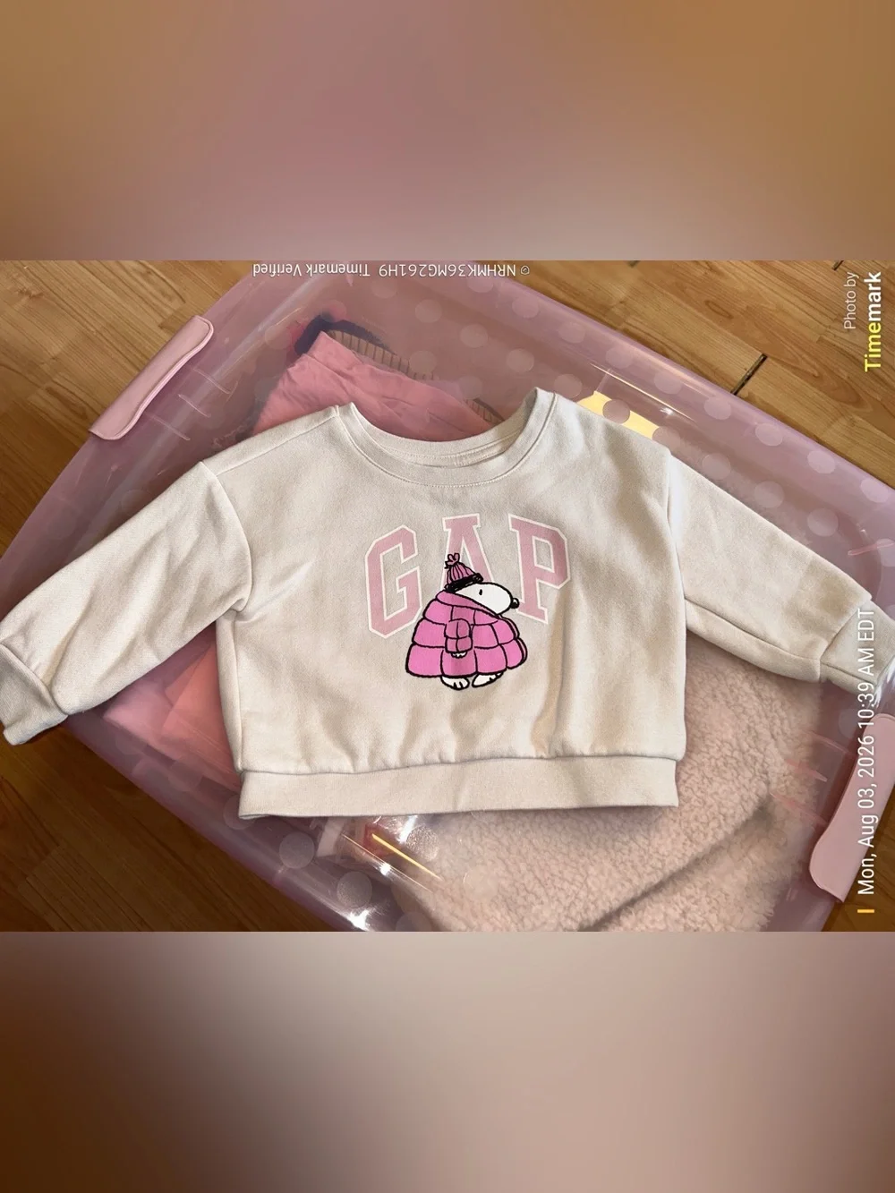 GAP Cream Sweatshirt with Pink Snoopy Puff Graphic